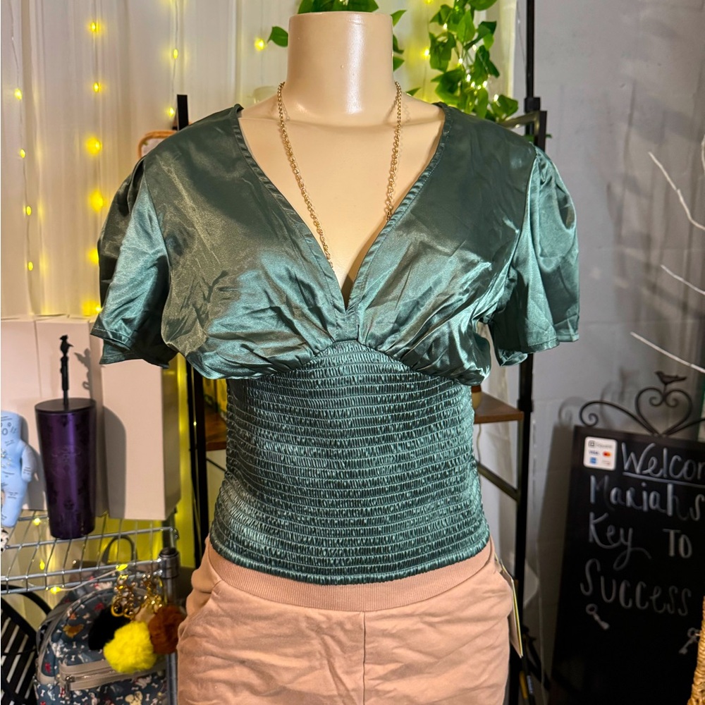 Elegant Guess Green Satin Top